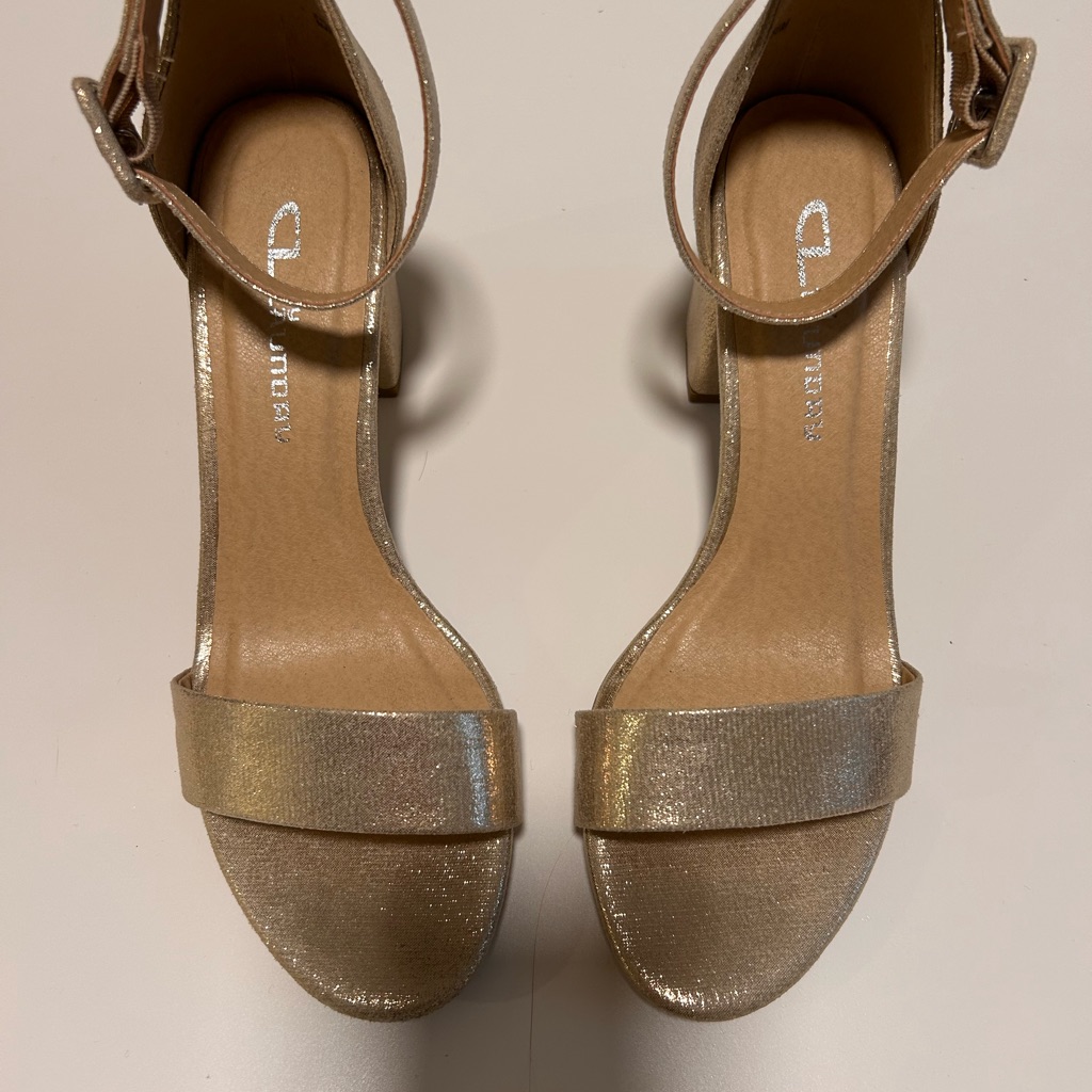 Nwot Cl By Laundry Gold Heeled Sandals With Ankle Strap